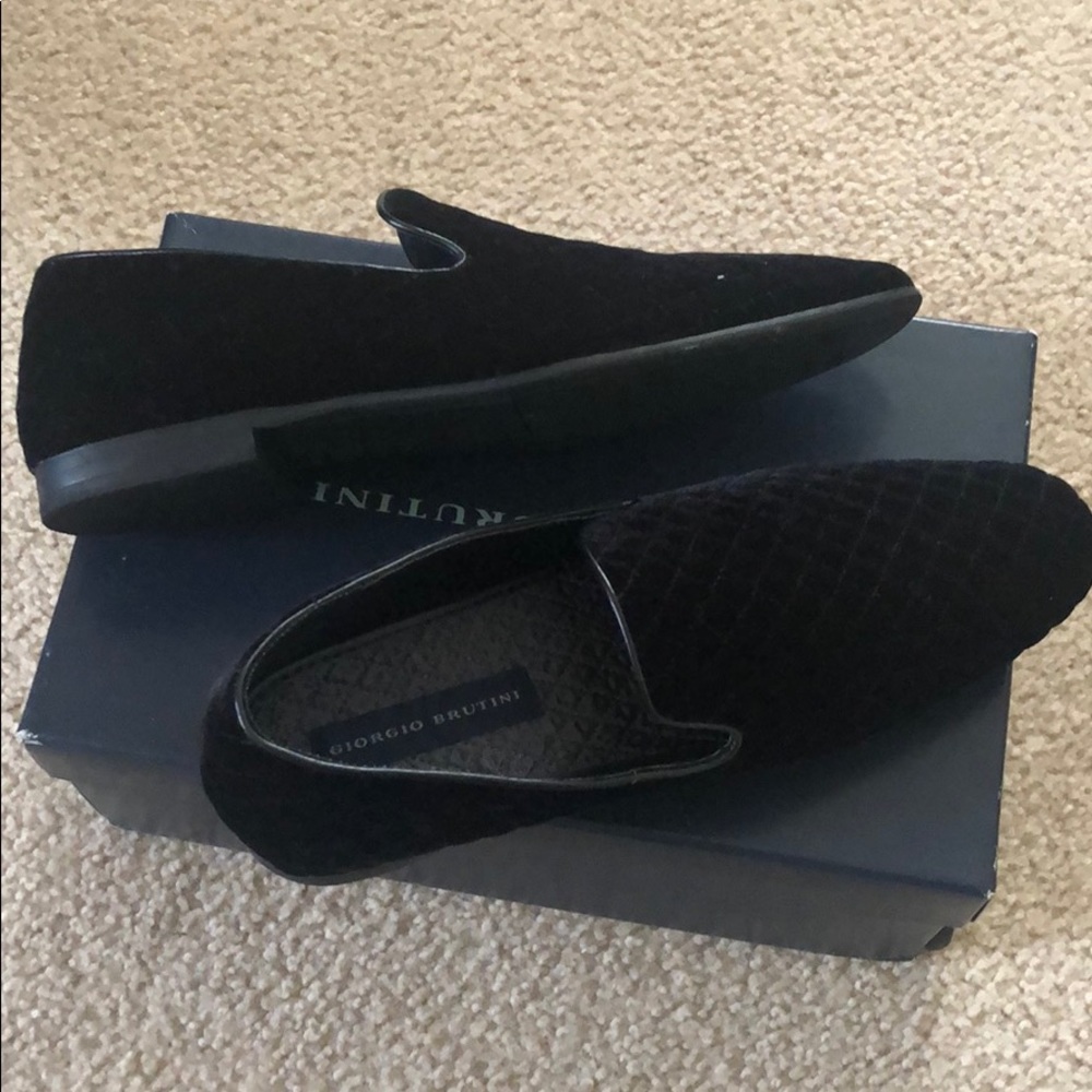 Men’s Georgio Brutini suede shoes